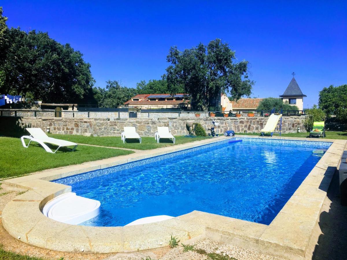 B&B Yeguada La Parrilla Ель-Ескоріаль Екстер'єр фото